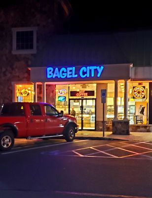 The Bright Lights of Bagel City Beckon!!  ;D