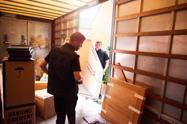 We prove moving services. 
 
 Services - Packing
 Loading
 Hauling
 Unpacking