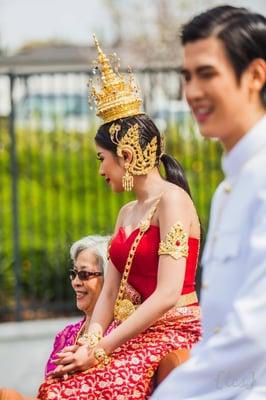 Thai performers at the 10th Annual Thai New Year Festival. Photo credit: Tumd Thecelebspy