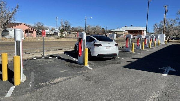 Pull-in Tesla charging...so convenient!