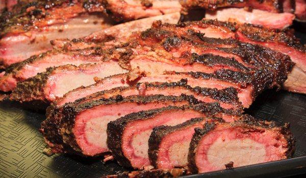 amazing smoke ring on bbq brisket