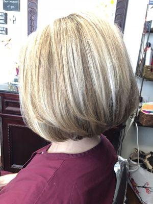 Color highlight h haircut