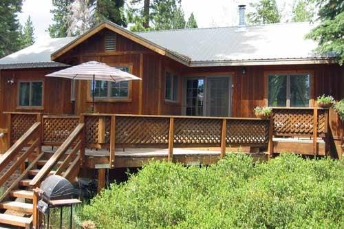 Kings Beach vacation rental located on North Lake Tahoe, dog friendly and cozy mountain decor