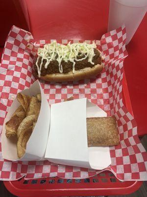 Chili slaw dog. Apple pie and homemade chips.