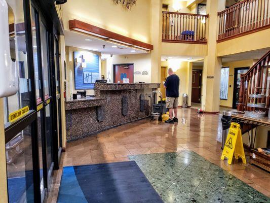 Lobby at Holiday Inn Express Fenton