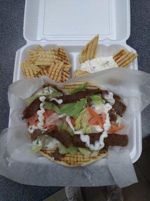 The "Delicious" gyro..... #YUM! Check out Ali's great menu!