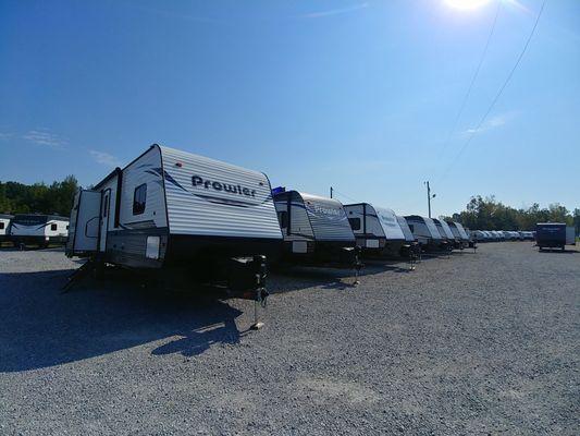 KY RV Sales has  a variety of manufacturers to choose from, including Forest River, Coachmen, Winnebago, Heartland and Keystone.