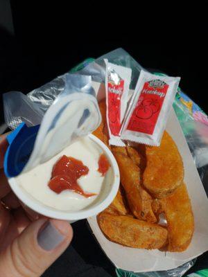 Ketchup and ranch together... match made in heaven