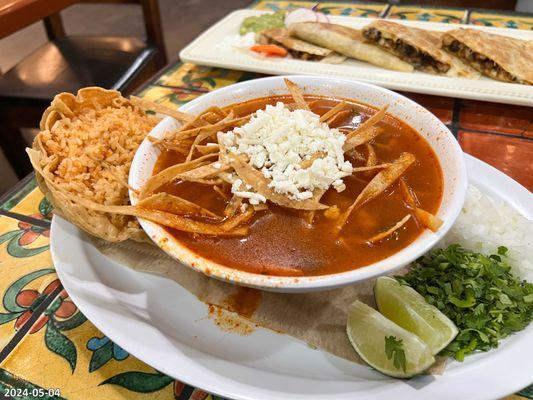 Caldo Tarasca (traditional tortilla soup)