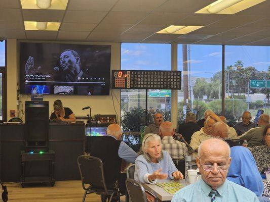 BINGO is starting! Listening to some nice, classical music while playing.