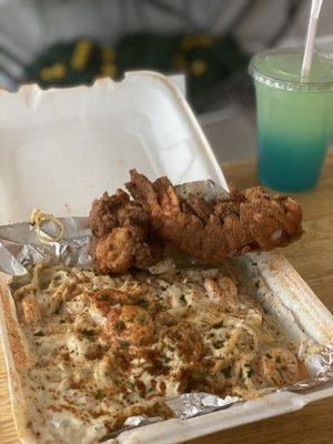 Creamy Crab & Shrimp Alfredo fried 5oz Lobster Tail Rainbow Lemonade 16 Oz