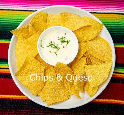 Chips & Queso