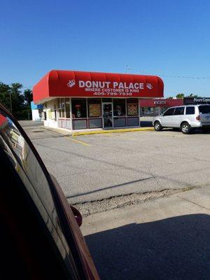 Donut Palace