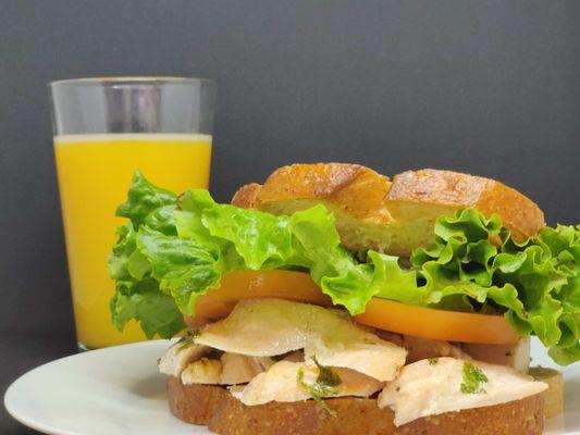 Roasted Chicken Sandwich with orange juice