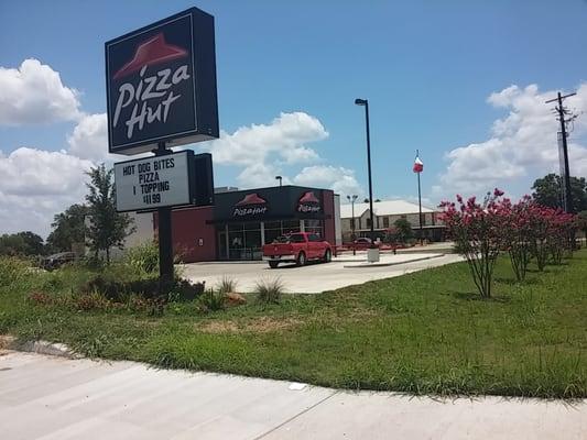 Pizza Hut