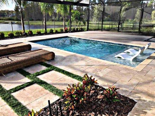 Travertine pool deck and coping