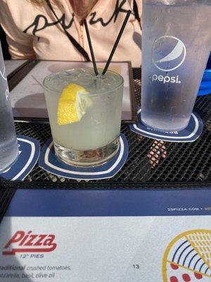 Lemon wudder cocktail