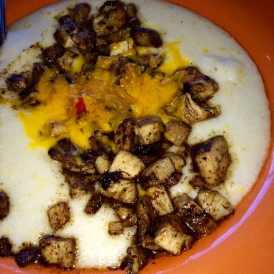 Jerk Chicken Cheese Grits