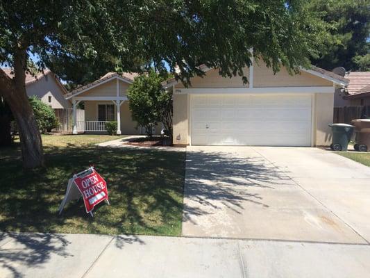 4th of July weekend open house.
5506 Sierra Cave Ave 
Bakersfield, Ca 93313
3 Bedroom 2 Bath + an office 1789 sq/ft
$239,950