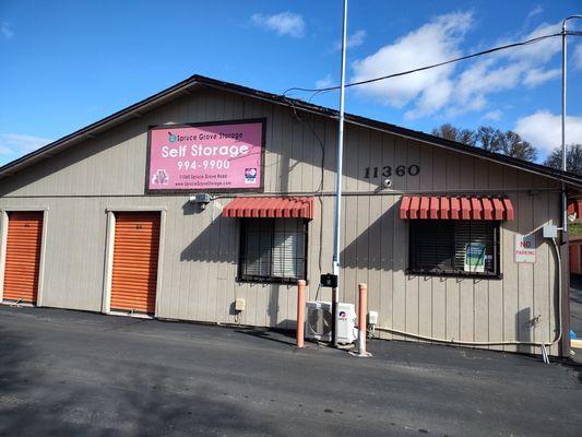 Spruce Grove Storage