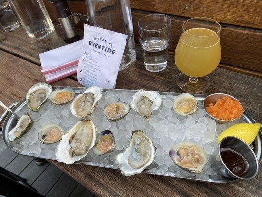 Oysters and little neck clams