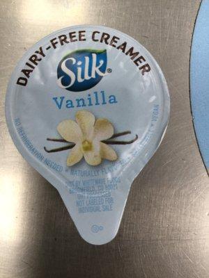 Vegan dairy free creamer silk vanilla shake well,no refrigeration needed,naturally flavored