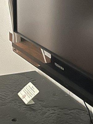 Water leaking on Tv