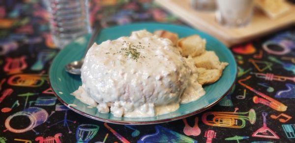 Clam chowder bread bowl