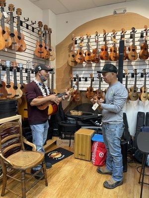 Best Hawaiian Ukulele Company