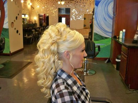 Bridal updo by Sheena