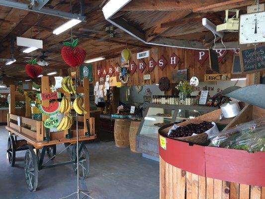 Calhoun's Farm Stand