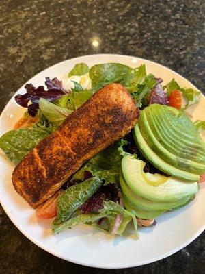 Chef Salad with Grilled Salmon