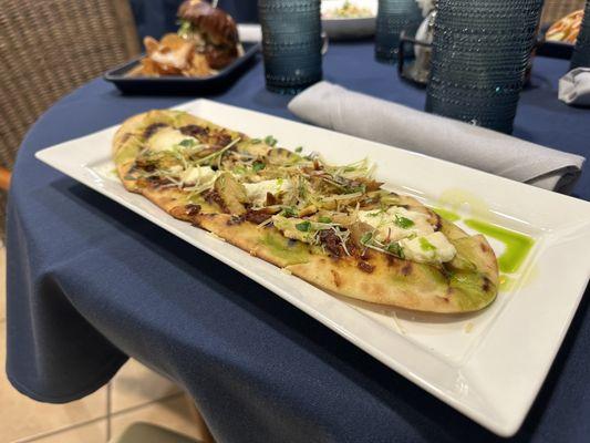 Pear and Gorgonzola flatbread