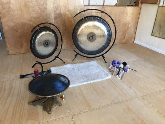 Her beautiful sound healing set up for after Kundalini Yoga. 3