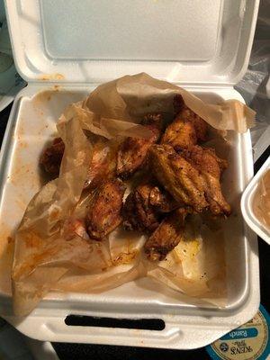 Asked for 4 flavors on a 24 piece wings got 2 flavors and they both taste the same