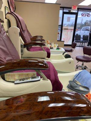 Pedicure chairs