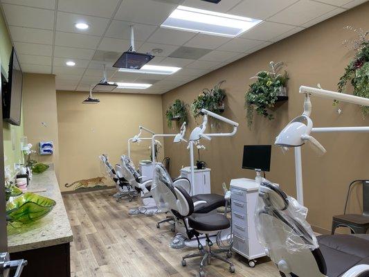 Pediatric Dental Clinic Los Angeles, CA