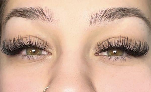 Classic lashes