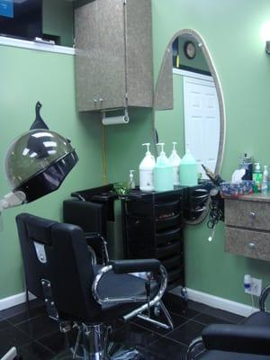 Overview of hair station