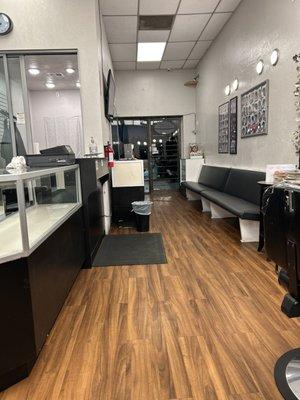 J&J Beauty & Barber Salon