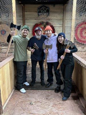 Yosemite Axe Throwing - Mammoth Lakes