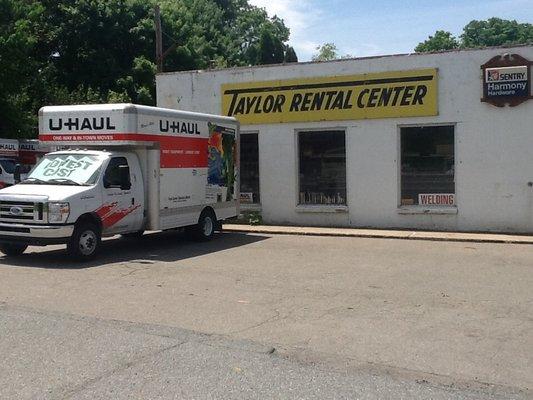 U-Haul Neighborhood Dealer