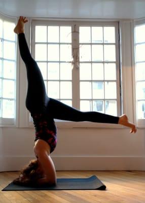 headstand splits