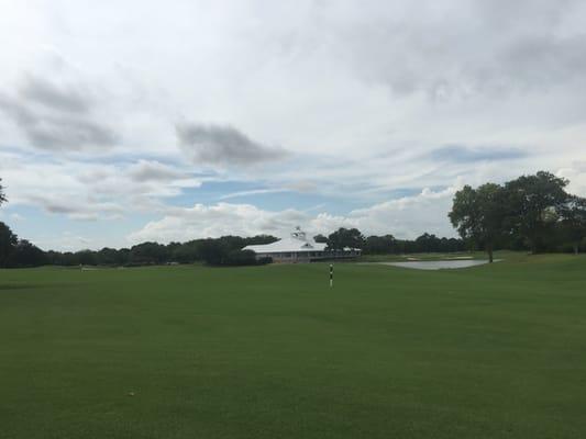 The turn at number 9. That's the club house in the background.