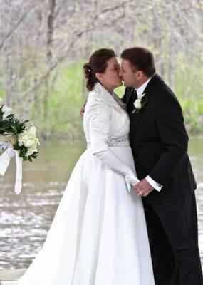 A wedding by the water