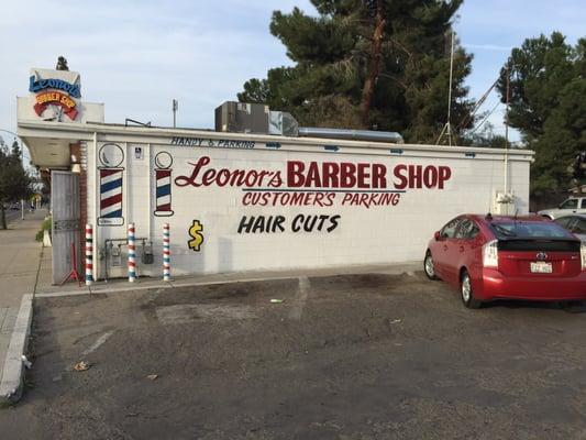 Leonor Barbershop