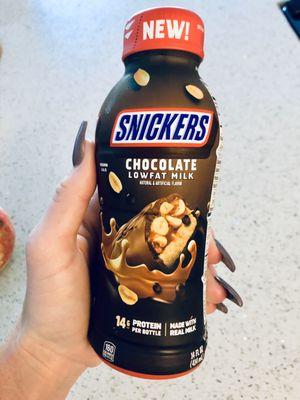 New Snickers Chocolate Milk! Nuttier than Regular Chocolate Milk but Same Taste