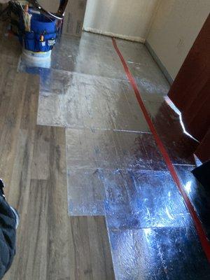 NEVER LAID UNDER FLOORING BEFORE LAYING LAMINATE AND THEN LEFT PERSON HAVING TO GET SOMEONE ELSE TO FINISH