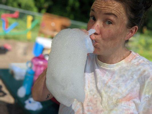 Even the parents enjoy our bubble snakes ! Fun for everyone !!