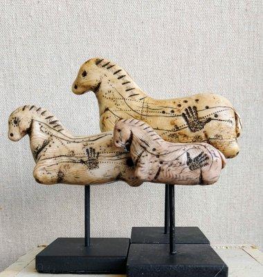 Small horse sculptures